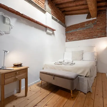 Historic Suite A Few Steps From Duomo *