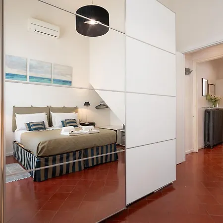 Historic Suite A Few Steps From Duomo Lejlighed *